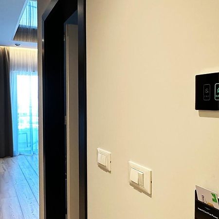 Hotel Delta Premium دراس المظهر الخارجي الصورة