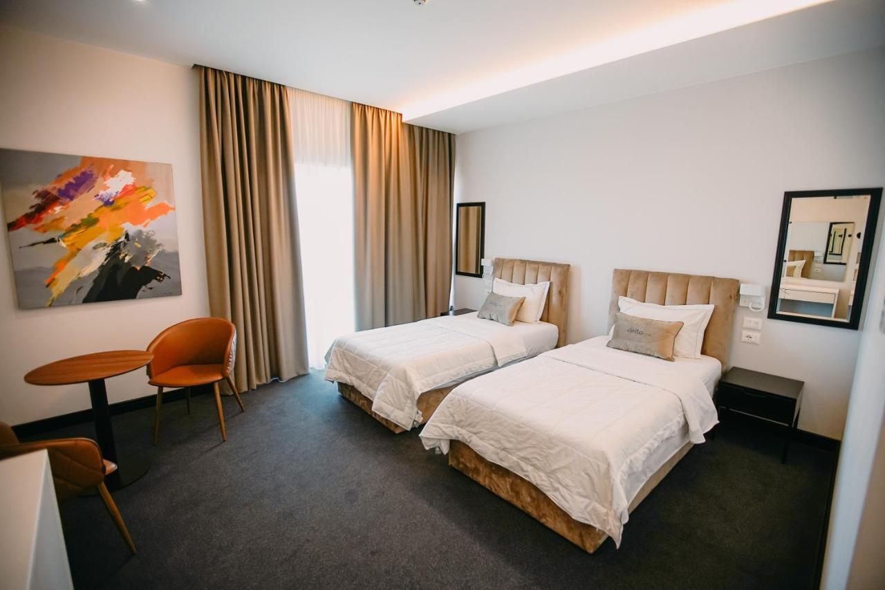 Hotel Delta Premium دراس المظهر الخارجي الصورة