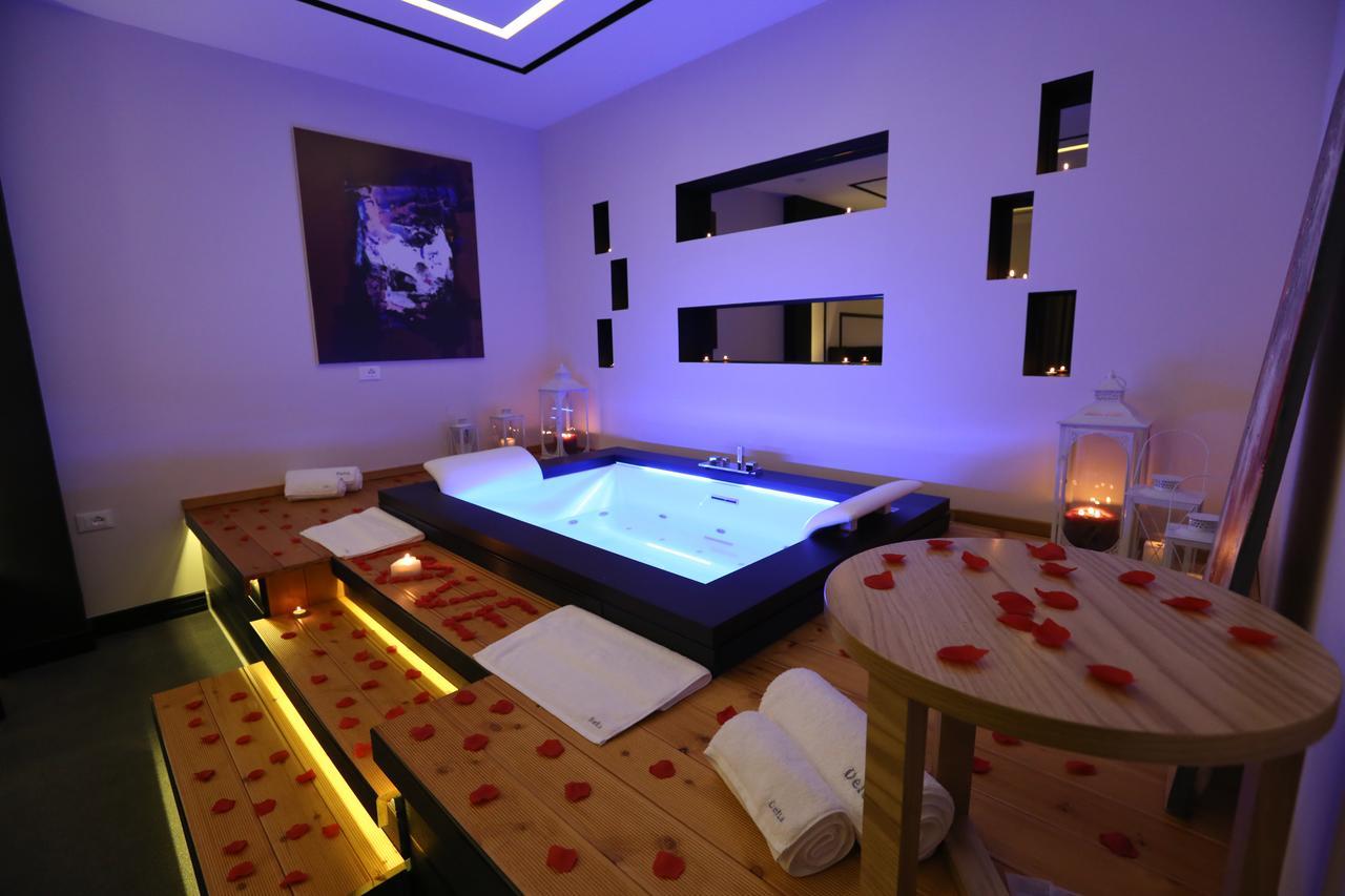 Hotel Delta Premium دراس المظهر الخارجي الصورة